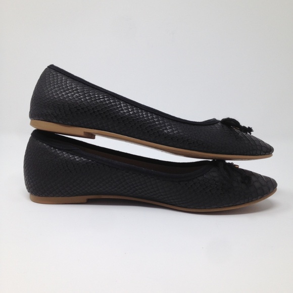 Nicole Millar Black Women Slip-On Flats 6M Shoes - Picture 4 of 8